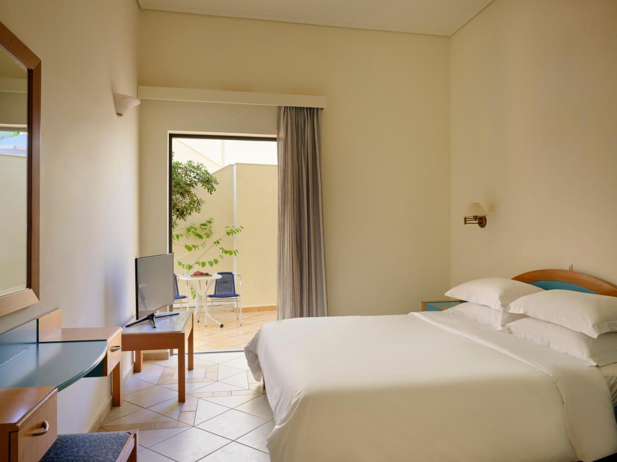 Atlantica Yakinthos Hotel Като Дарацо Екстериор снимка