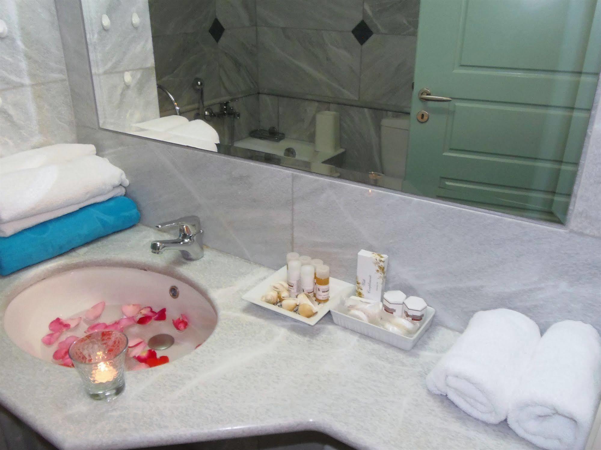 Atlantica Yakinthos Hotel Като Дарацо Екстериор снимка